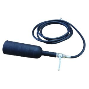 Discharge hose/horn for wheeled extinguisher CO2